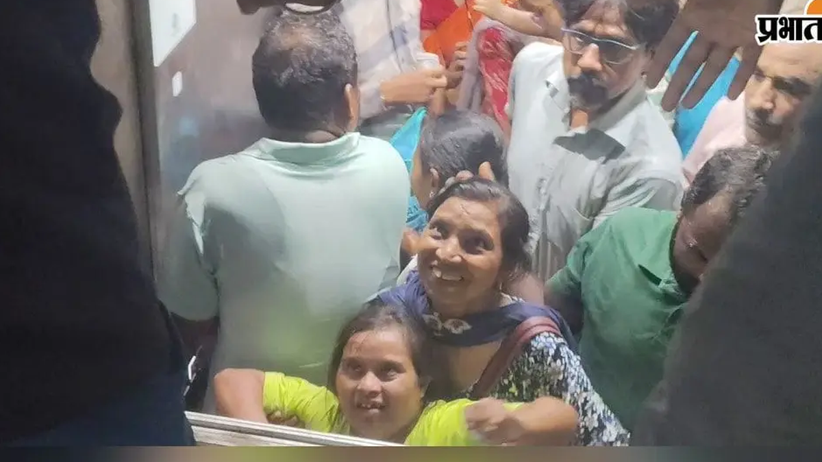 जमशेदपुर स्थित एमजीएम अस्पताल की इमारत और लिफ्ट सुविधा