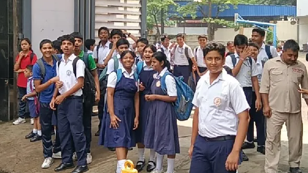 जमशेदपुर में छात्र आंदोलन की आशंका के बीच स्कूल बंद करने के आदेश से बनी स्थिति
