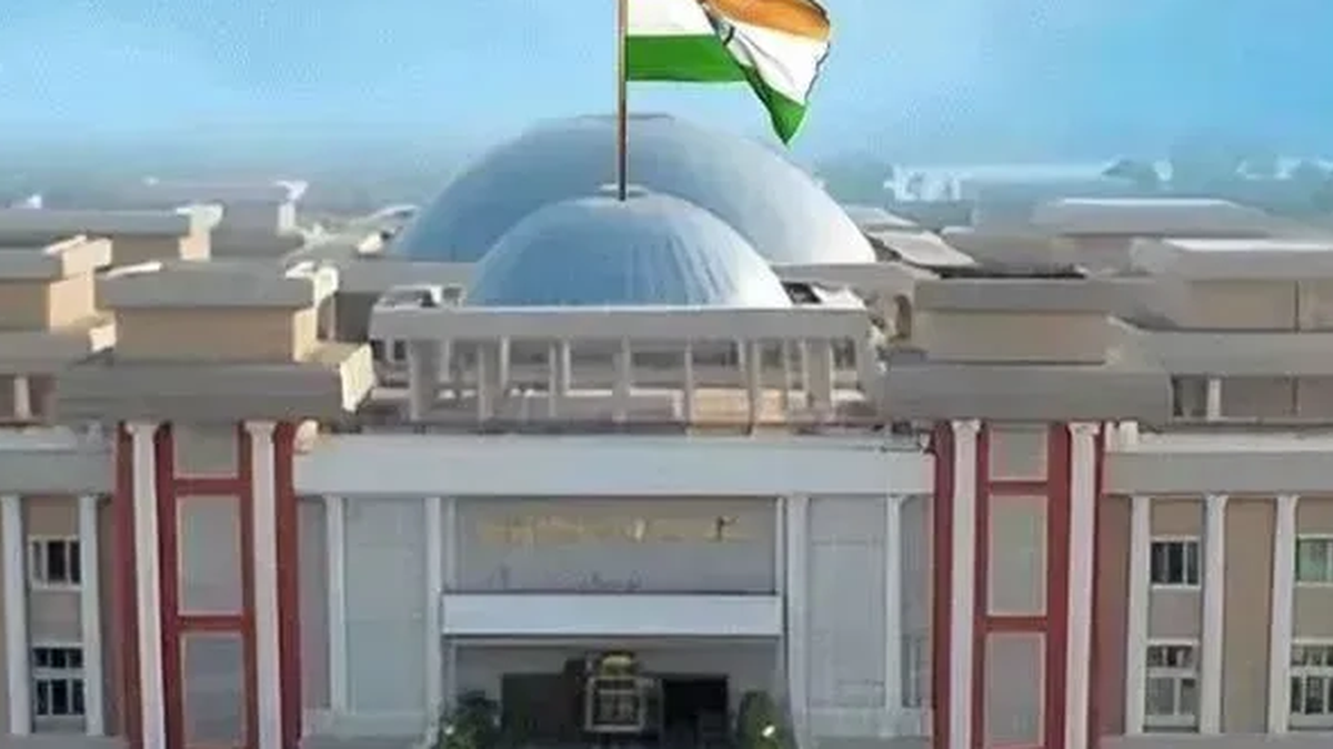 कोडरमा-रजौली फोर-लेन प्रोजेक्ट पर हाईकोर्ट निर्देश से जुड़ी प्रतीकात्मक सड़क तस्वीर