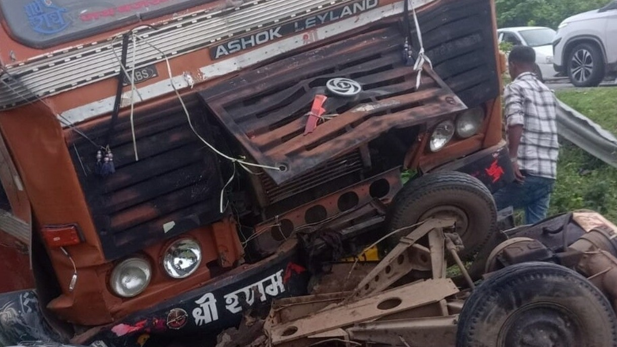 लातेहार सड़क हादसे से जुड़ी सांकेतिक तस्वीर