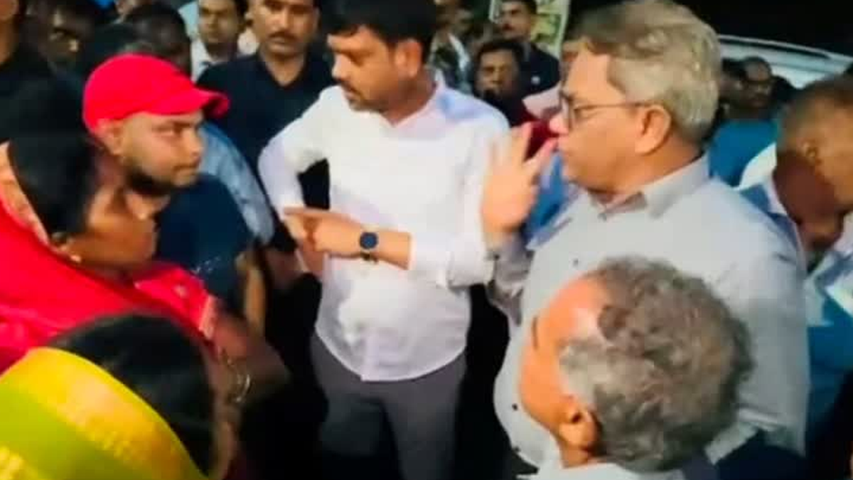 धनबाद के भगतडीह में भू-धंसान के बाद मकानों में दरारों की खबर