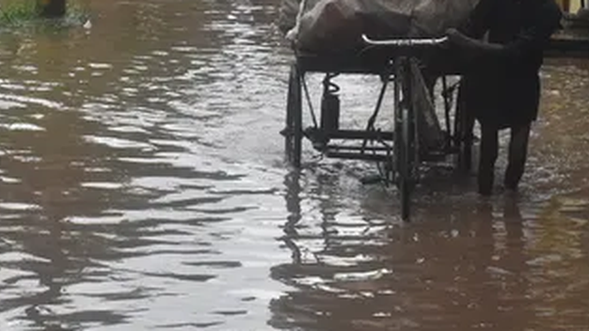 जमशेदपुर में स्वर्णरेखा और खरकई नदियों के जलस्तर को लेकर बाढ़ का खतरा
