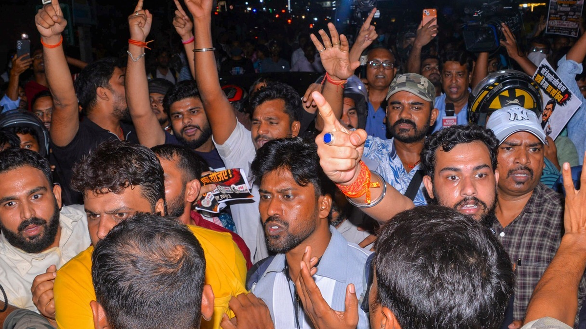 रांची में छात्रों और पुलिस के बीच झड़प के बाद दर्ज एफआईआर से जुड़ी खबर