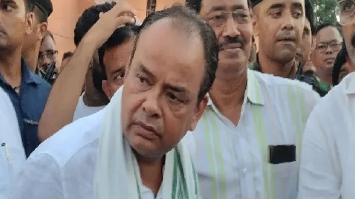 चैताबाद भू-धंसान पीड़ितों के पुनर्वास पर मंत्री की चेतावनी