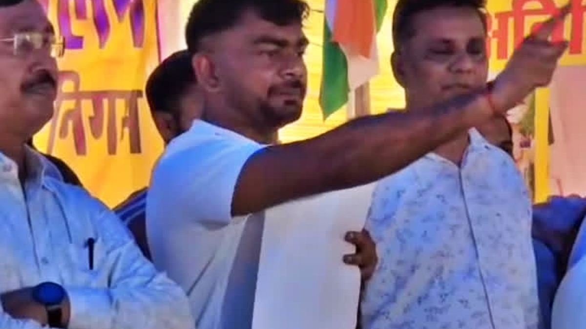 धनबाद के छाताबाद में भू-धंसान प्रभावित लोगों से मुलाकात का मामला