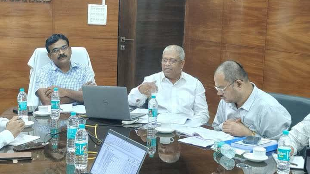 रांची में एसआईआर-2026 प्रक्रिया को लेकर निर्वाचन अधिकारियों की बैठक
