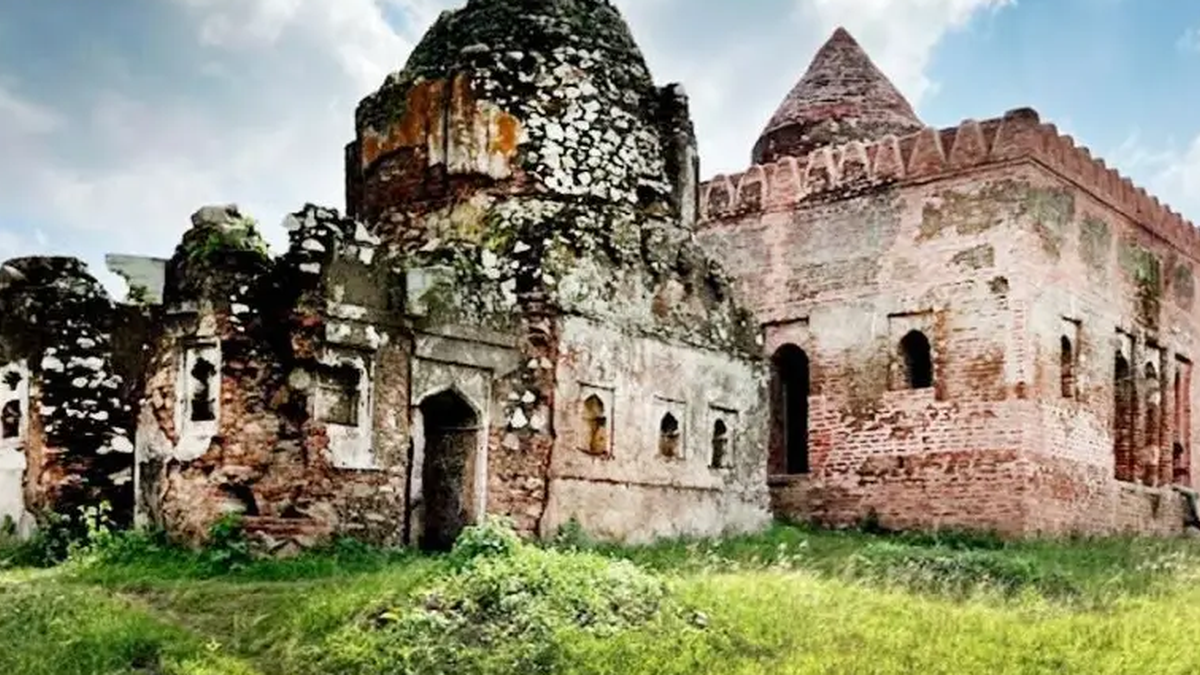 बसिया मार्केट कॉम्प्लेक्स की दुकानों के किराया बकाये से संबंधित सांकेतिक दृश्य