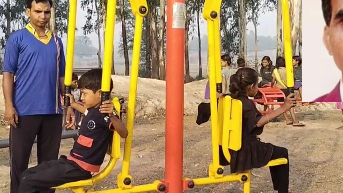 चतरा के हेसातु प्राथमिक विद्यालय के प्रधानाध्यापक बिनेश्वर कुमार और विद्यालय से जुड़ी गतिविधियां