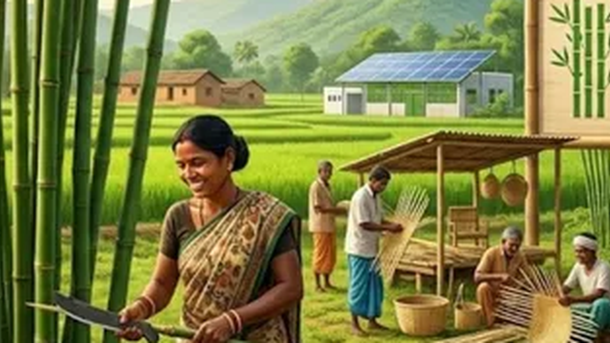 गुमला में औद्योगिक बांस की खेती के लिए प्रशिक्षण लेते किसान