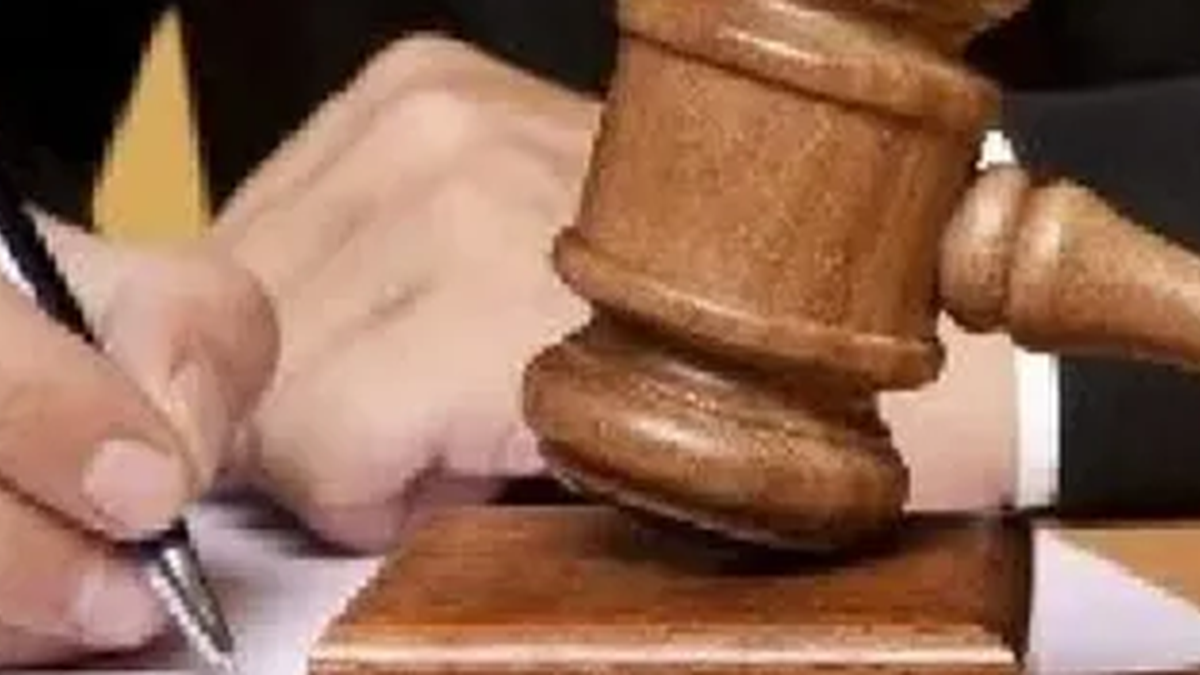 बोकारो में चेक बाउंस मामले पर अदालत के फैसले से जुड़ी प्रतीकात्मक तस्वीर
