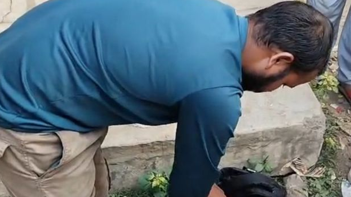 कोडरमा के तिलैया थाना क्षेत्र में यात्री से ठगी की घटना का सांकेतिक दृश्य