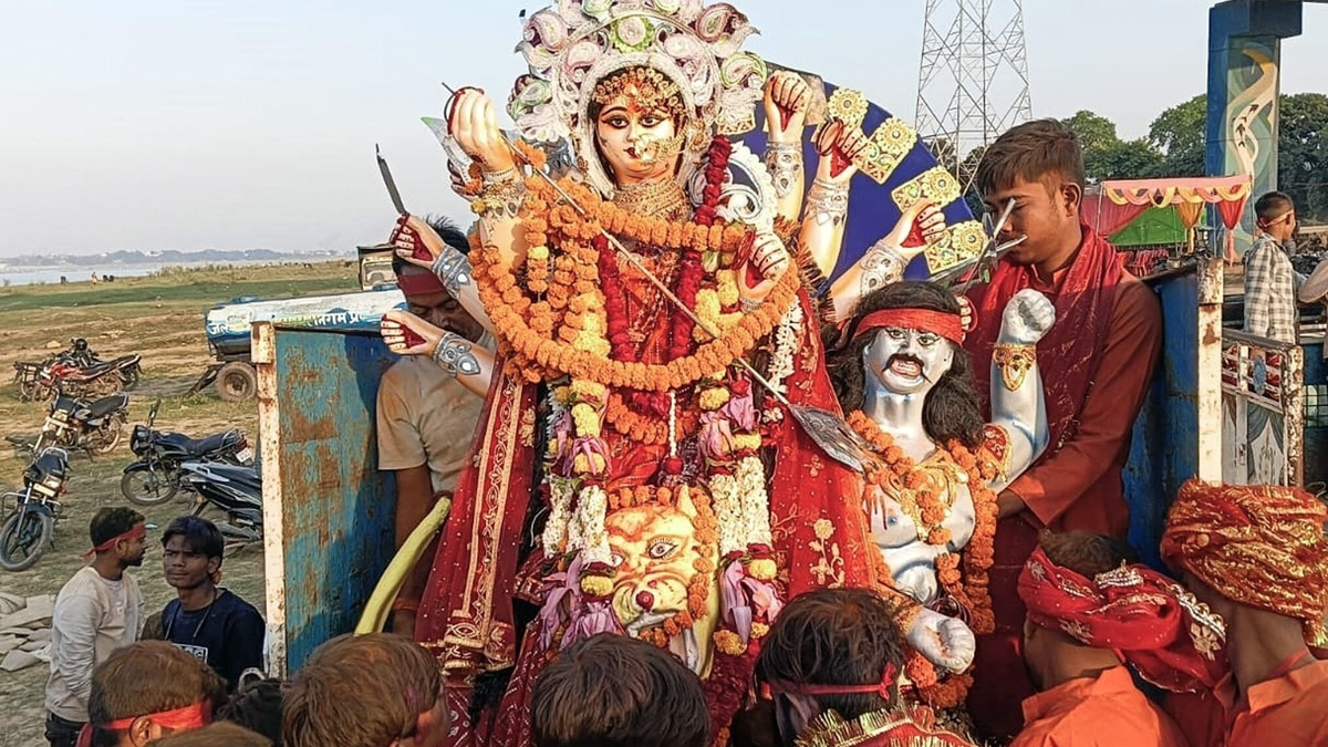 रांची में दुर्गा प्रतिमा विसर्जन शोभायात्रा की तैयारी