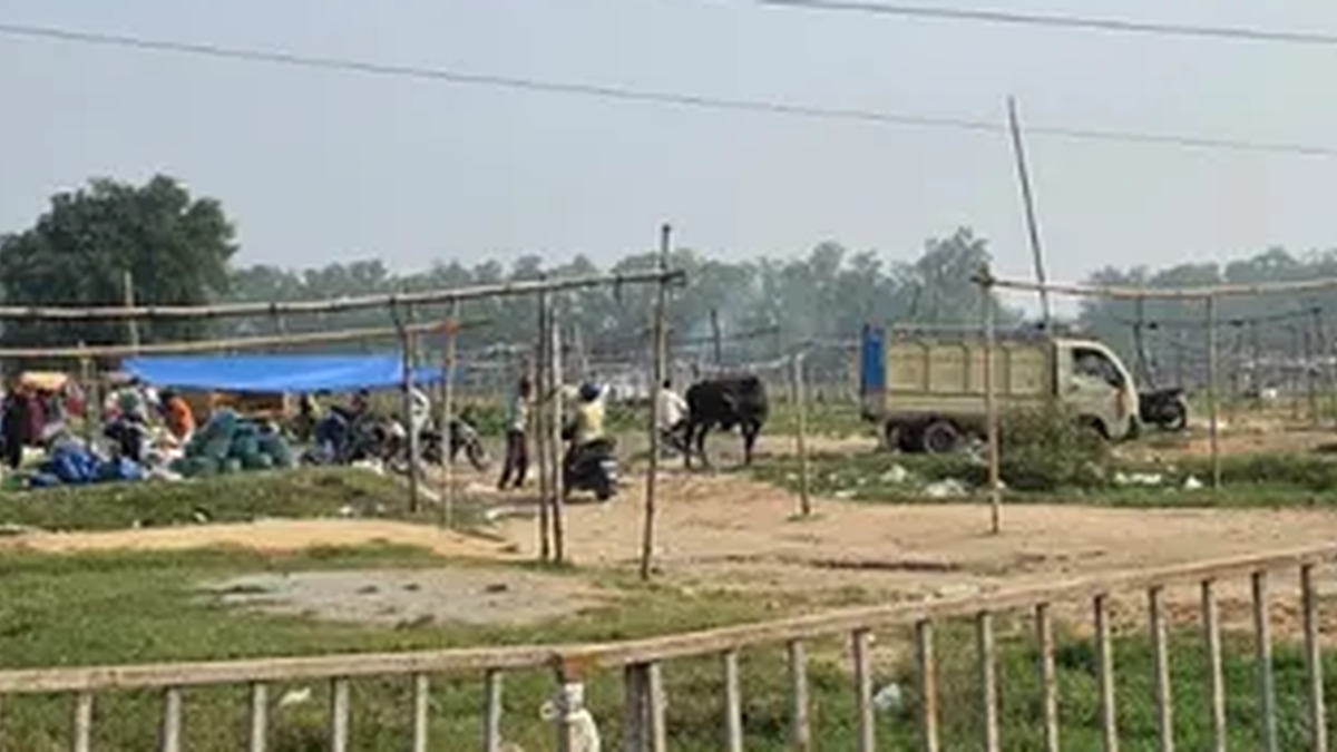 रांची के धुर्वा स्थित शालीमार बाजार में बंद पड़ा साप्ताहिक हाट