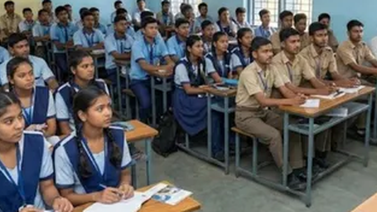 सरकारी स्कूलों में करियर और व्यावसायिक शिक्षा के लिए समझौता