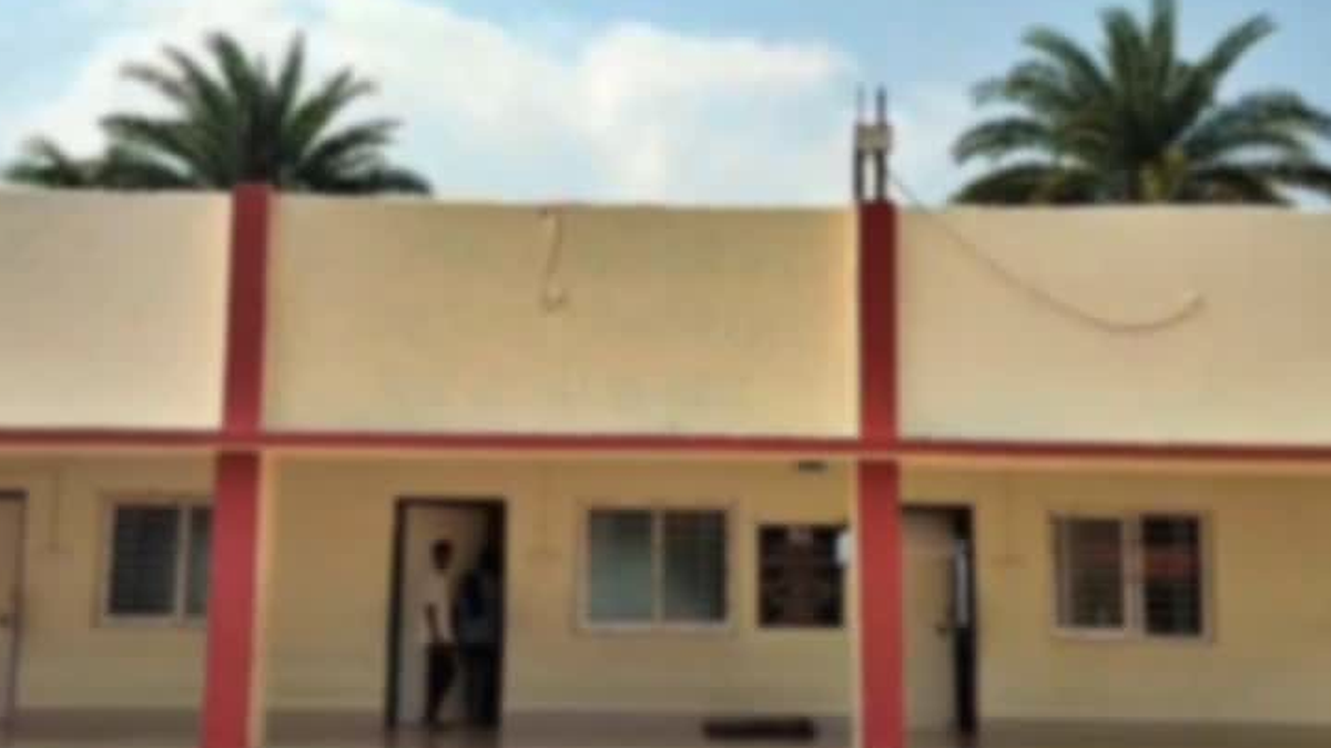 पूर्वी टुंडी के पोखरिया स्थित अनाथ विद्यालय में बच्चों की स्वास्थ्य समस्या