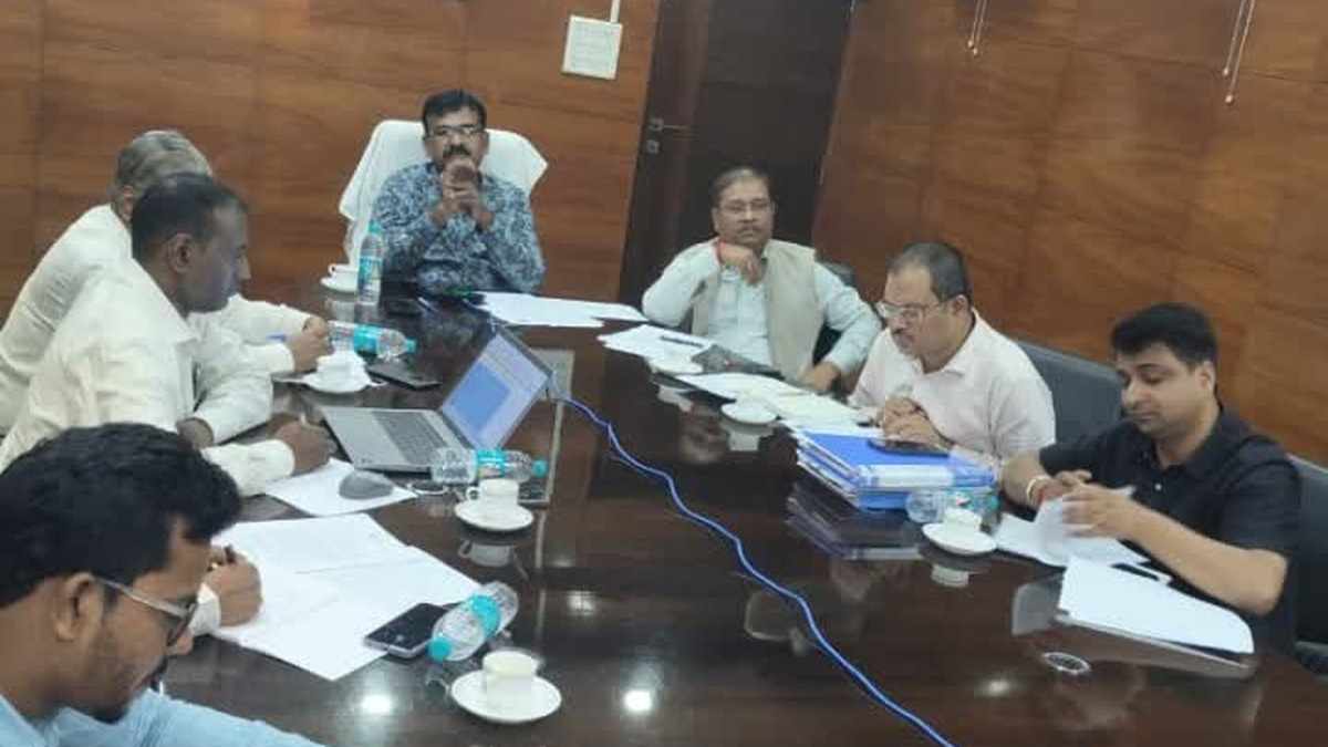रांची में मतदाता सूची के विशेष गहन पुनरीक्षण की समीक्षा बैठक