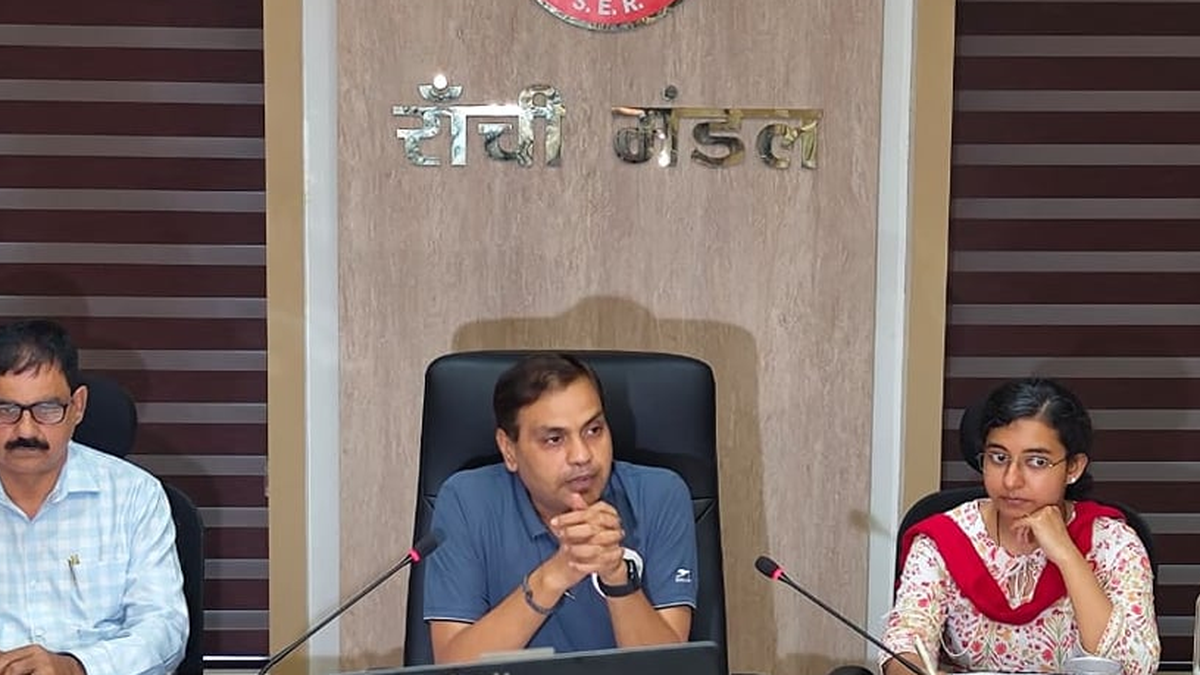 त्योहारी सीजन में रांची रेल मंडल की विशेष ट्रेन और भीड़ प्रबंधन की तैयारी