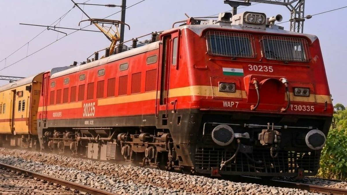 पुरी-बादामपहाड़ मार्ग पर स्वीकृत नई दैनिक रेल सेवा का सांकेतिक दृश्य