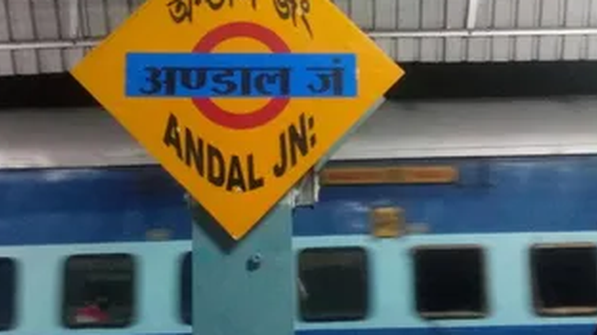 धनबाद होकर चलने वाली ट्रेनों के रद्द और परिवर्तित परिचालन की सांकेतिक तस्वीर