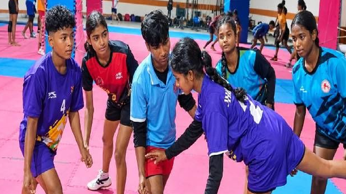 रांची विश्वविद्यालय की महिला कबड्डी टीम के चयन ट्रायल से संबंधित प्रतीकात्मक दृश्य