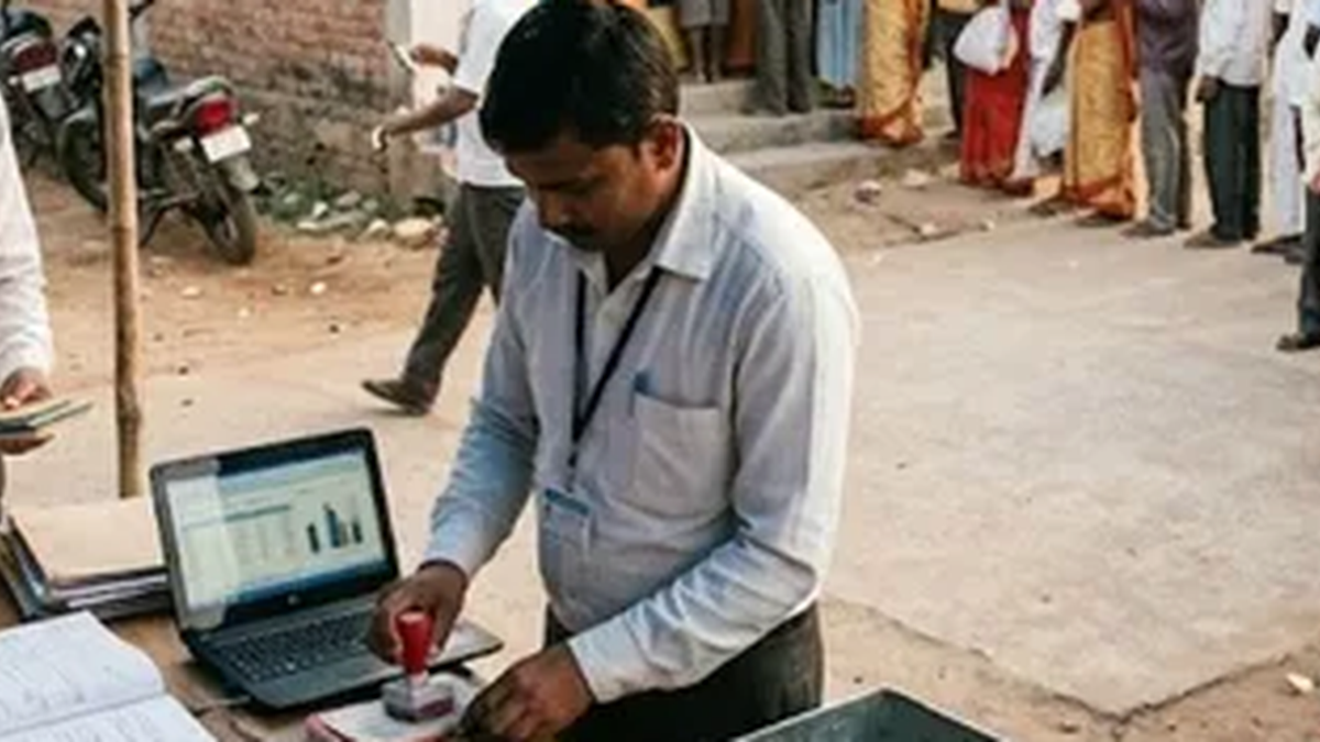 झारखंड में राशन कार्ड लाभुक सूची की सफाई प्रक्रिया का सांकेतिक दृश्य